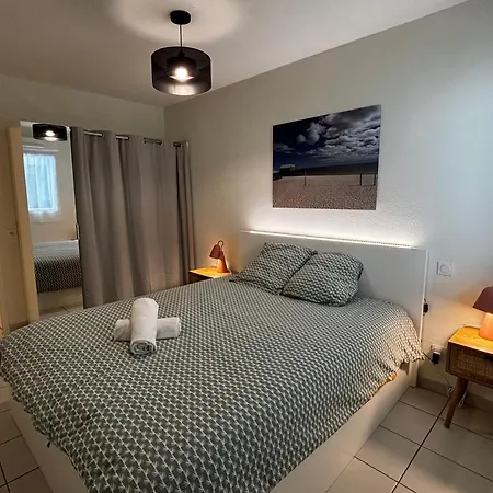 A Pied 5min, Terrasse, 2 Parkings, Renove アパート ラバンヌ